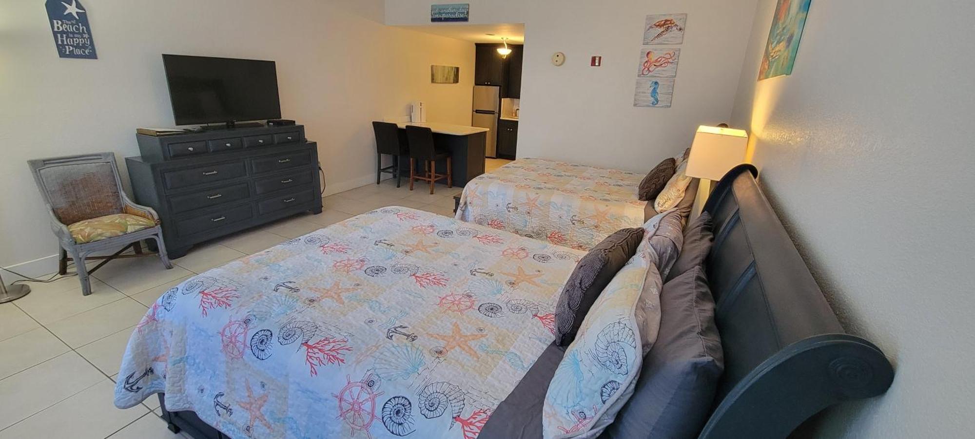 Sea Breeze, Studio 510, Beach Steps Away!+Pool+Wifi Ruskin Exteriér fotografie